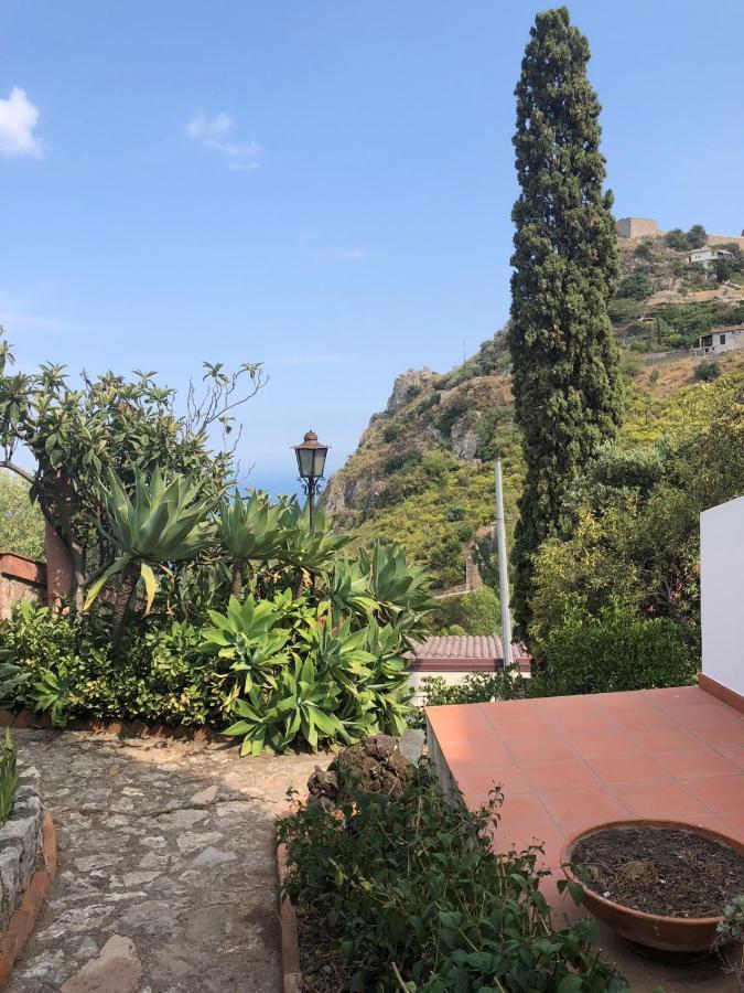 Luxury Suite Terrazze E Vista Mare Таормина Екстериор снимка