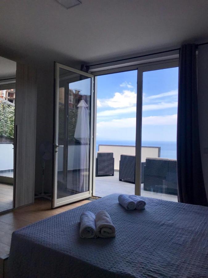 Luxury Suite Terrazze E Vista Mare Таормина Екстериор снимка